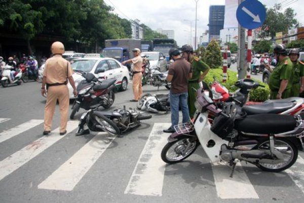 Why street crime rampant in Saigon?