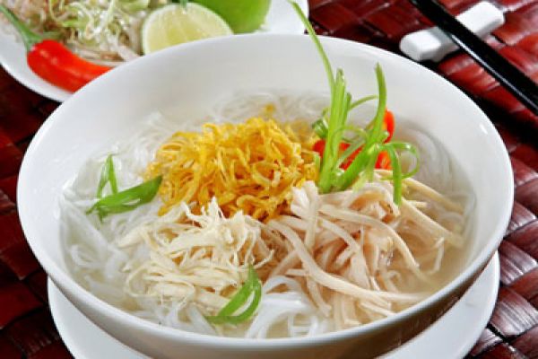 Hanoi Chicken Vermicelli Soup