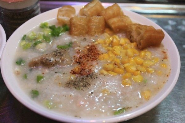 Rib porridge in Hang Bo