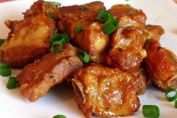 Caramelized pork spare ribs recipe