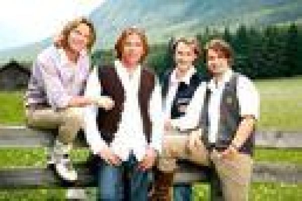 Beer, pretzels, dancing: German band hits HCM City’s Oktoberfest