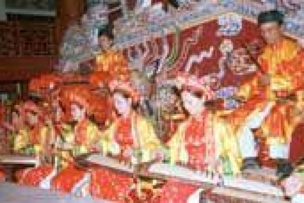 Workshop aims to keep traditional music alive