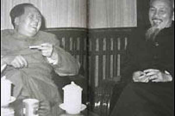 Exhibition on President Ho Chi Minh’s time in Guangdong