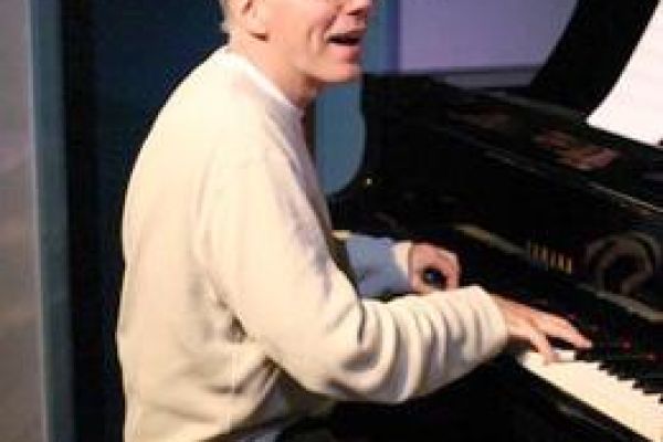 Belgium pianist to perform in Vietnam