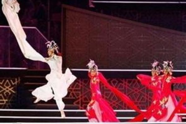 Guangdong art troupe to perform in Vietnam