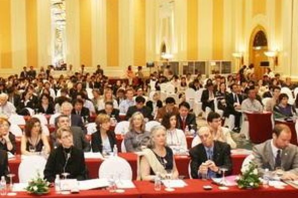 Int’l UNESCO meet begins in Hanoi
