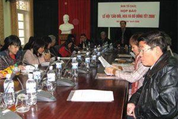 Hanoi to host fest of Parallel sentences, Flowers and Beverages
