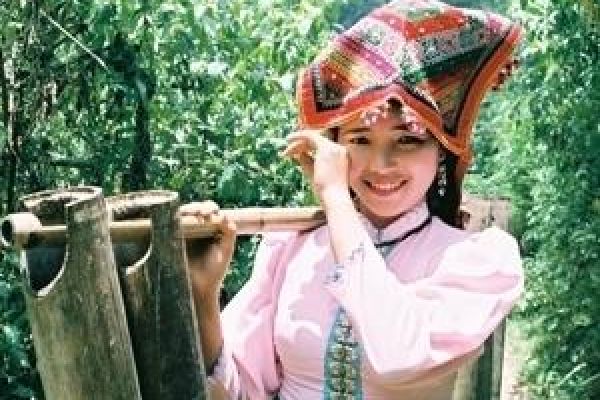 100 photos of Vietnamese women to be displayed 