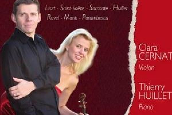 Duo Huillet to perform in Vietnam