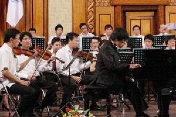 First int’l piano contest closes in Hanoi 