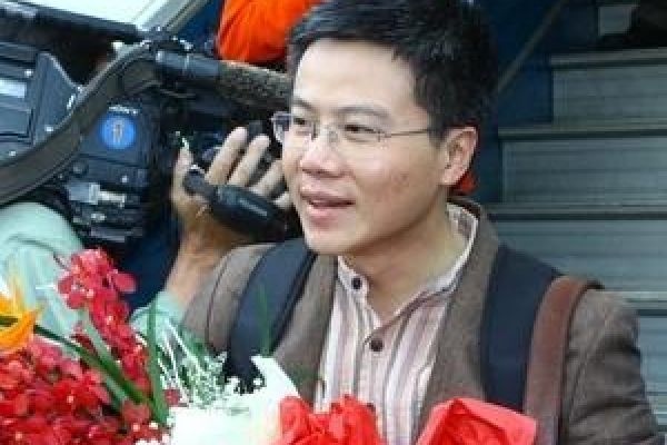 Ngo Bao Chau welcomed at home