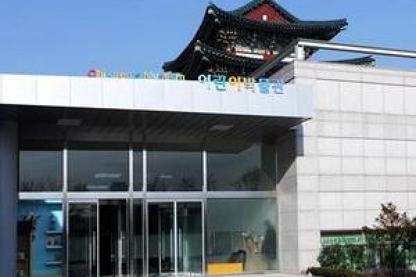 “Vietnamese cultural bookcase” to open in RoK