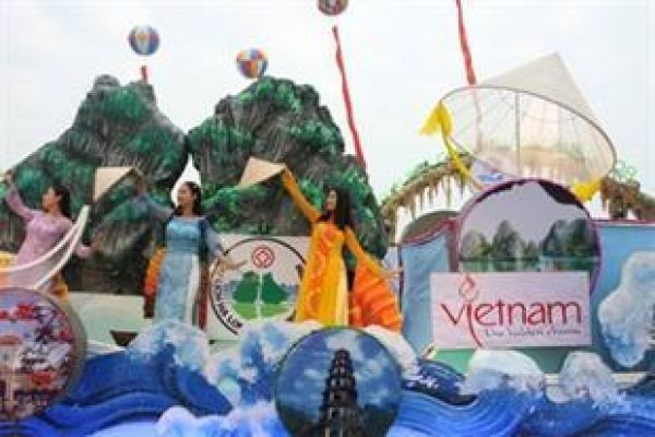 2009 Ha Long carnival to open this spring