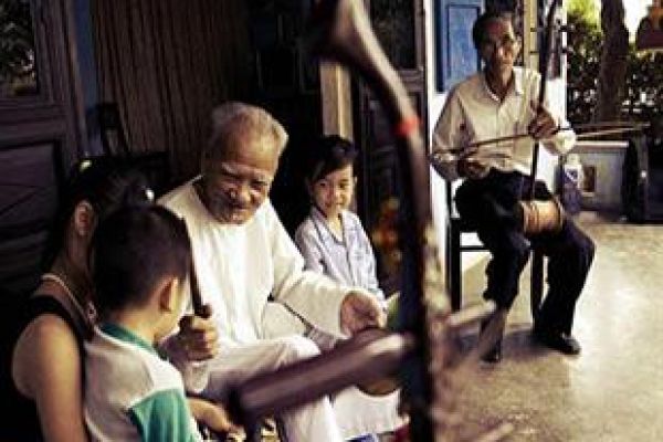 The oldest dedicated Court Musician in Hue