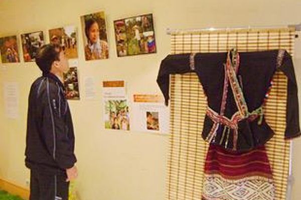 Exhibition on Vietnamese women opens in Paris