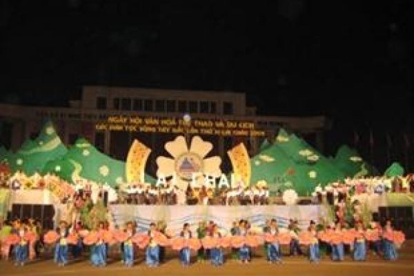 Festival boasts north-western region’s tourism potential