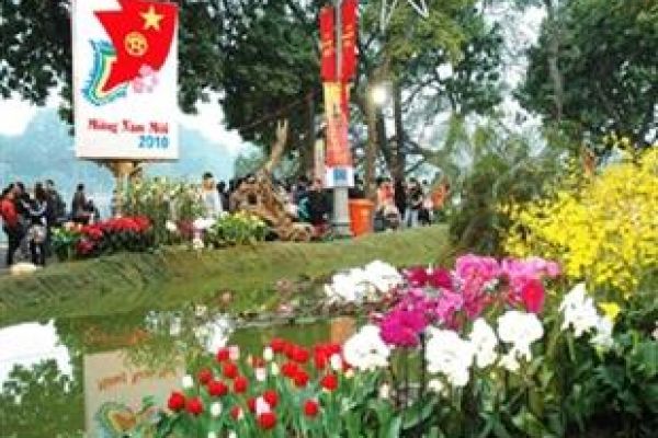 Hanoi with millennial celebration activities