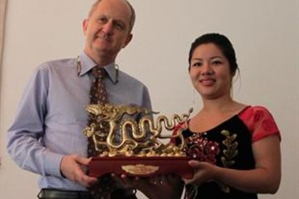 Italian Ambassador-first foreigner to own Thang Long dragon