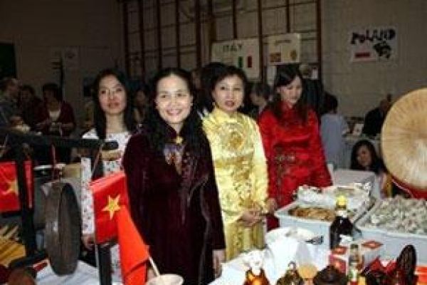 Vietnamese culture promoted abroad