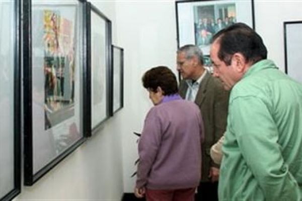 Photo exhibition on Vietnam – Cuba ties opens in Hanoi