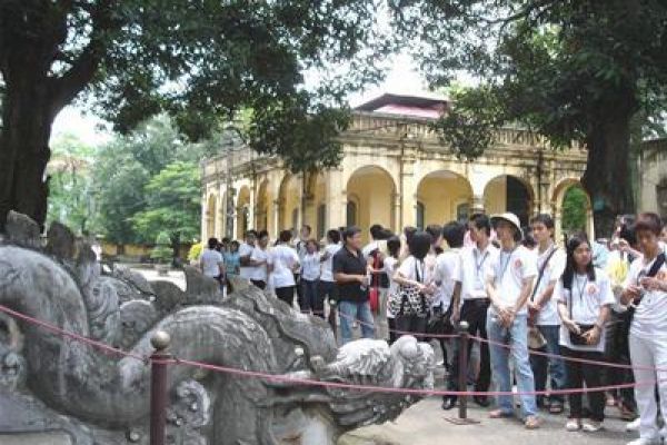 Document on Thang Long Royal Citadel Site sent to UNESCO