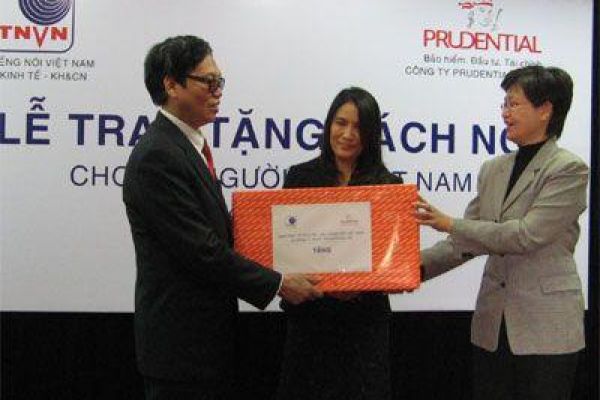 VOV presents audio books to children with visual impairments