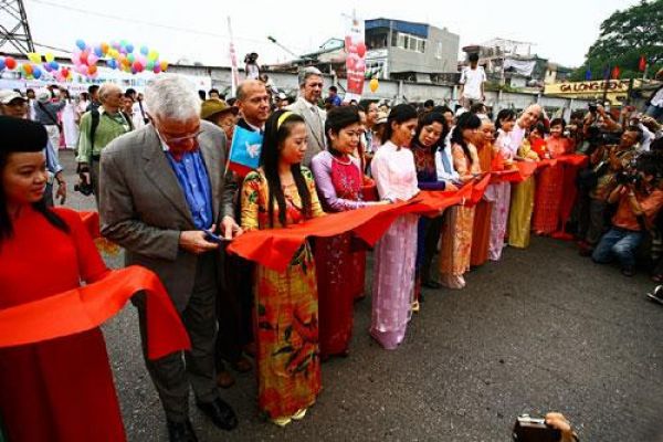 Long Bien Bridge Memory Festival opens
