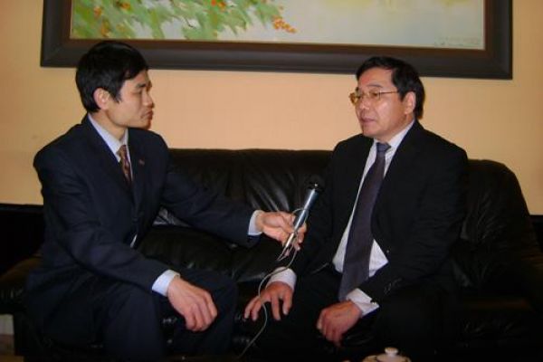 Promoting Vietnam-France strategic partnership