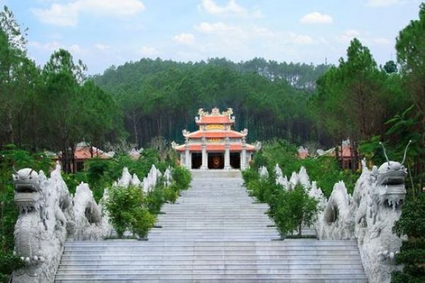 Nation to honour King-Monk Tran Nhan Tong