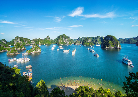 Tourists in Quang Ninh rise during Tet holidays